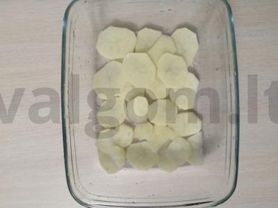 Bulvės, keptos su vištiena Žingsnis 2