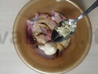 Bulvės, keptos su vištiena Žingsnis 4