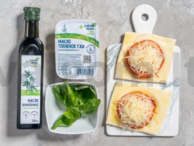 Sluoksniuotos mini-picos su pomidorais ir mocarela Žingsnis 4