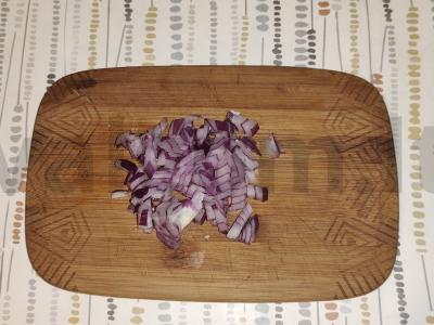 Salotas su agurkais ir jūros kopūstais Žingsnis 3