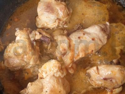 Vištiena, troškinta su ryžiais „Išskirtinė“, su česnaku Žingsnis 4