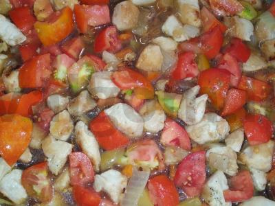 Makaronai su pomidorais, paprikomis ir vištienos krūtinėle Žingsnis 6