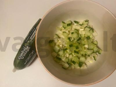 Salotas „Gala“ su vištienos širdelėmis ir daržovėmis Žingsnis 4