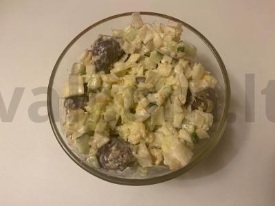 Salotas „Gala“ su vištienos širdelėmis ir daržovėmis pagrindine nuotrauka