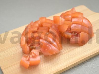 Daržovių salotas su Pekino kopūstu ir žirneliais Žingsnis 4