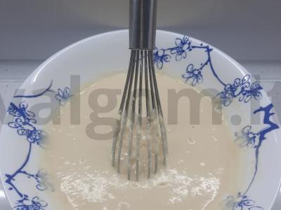 Kefyro ir blynų miltų blynai Žingsnis 1