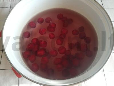 Šaltalankių kisielius iš šaldytų vyšnių Žingsnis 2