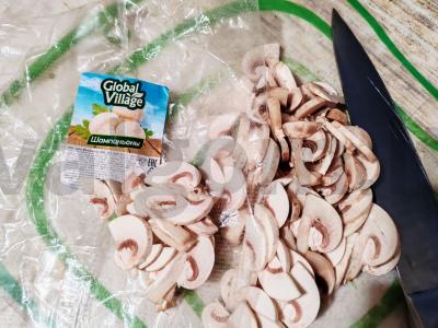 Lavašas su grybais ir pomidorais Žingsnis 1