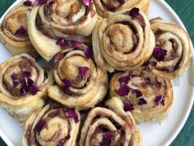 Ritiniai su rožių žiedlapių džemu Žingsnis 5