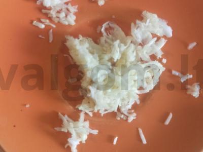 Vegetariškas boršas su džiovintomis morkomis ir česnaku Žingsnis 10