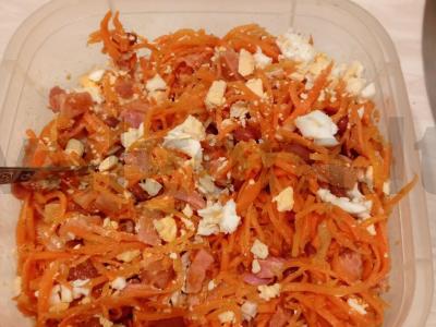 Salotas su rūkytomis vištienos krūtinėlėmis Žingsnis 6