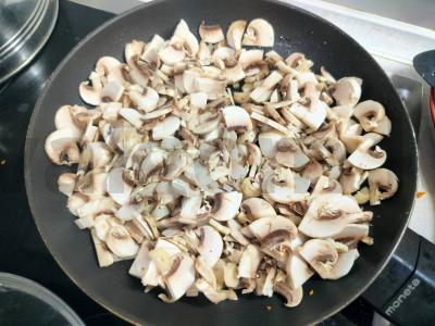 Grybų padažas su grietine Žingsnis 1