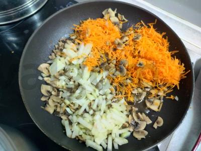 Grybų padažas su grietine Žingsnis 2