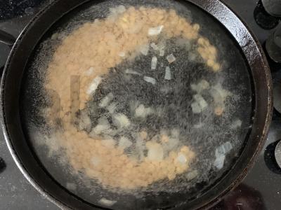 Žalios lęšiai, pomidorai ir varškė Žingsnis 3