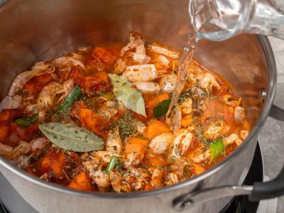 Krevetėmis ir pomidorų pasta pagamintas bisque Žingsnis 5