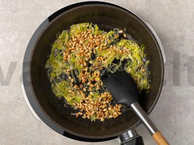 Krevetėmis ir pomidorų pasta pagamintas bisque Žingsnis 7