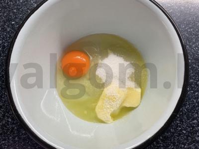 Vafliai su vyšniomis ant pieno Žingsnis 1