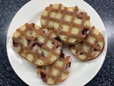 Vafliai su vyšniomis ant pieno Žingsnis 7