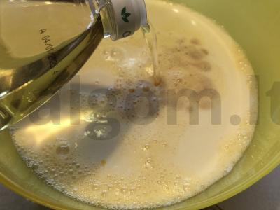 Blynai su pienu ir moliūgų sultimis Žingsnis 4