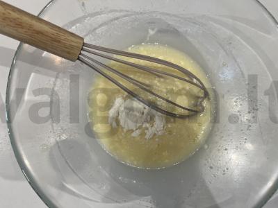 Švelnūs varškės pyragėliai Žingsnis 4