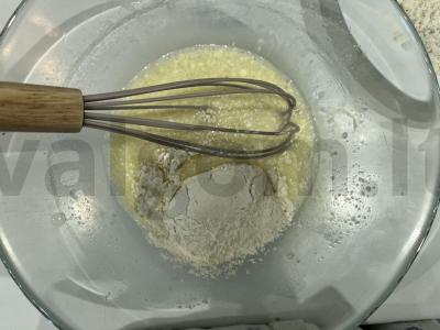 Švelnūs varškės pyragėliai Žingsnis 5