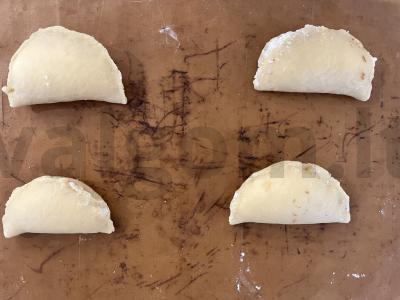 Švelnūs varškės pyragėliai Žingsnis 16