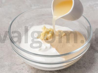 Žiedinė kopūstai su jogurtu Žingsnis 3