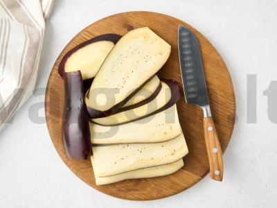 Mėsos pyragas su baklažanais ir bulvėmis Žingsnis 3