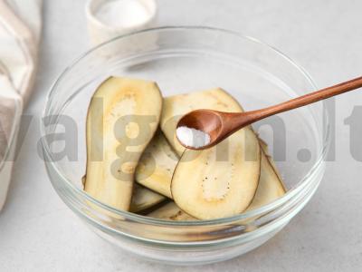 Mėsos pyragas su baklažanais ir bulvėmis Žingsnis 4