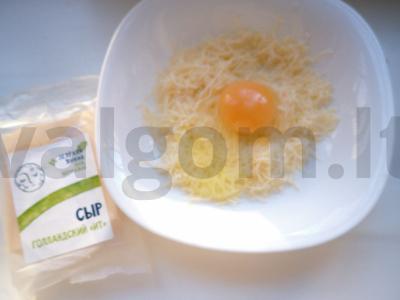 Greiti sūrio skrudinti duoneliai pusryčiams Žingsnis 2