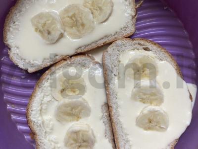 Tostai su jogurtų kremu ir bananais Žingsnis 9