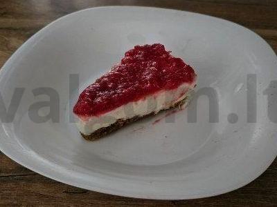 Avietinis sūrio pyragas be kepimo pagrindine nuotrauka