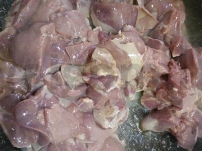 Vištienos kepenėlės su prieskoniais Žingsnis 2