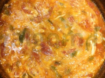 Kiaušinienė su pomidorais, paprika ir sūriu Žingsnis 7