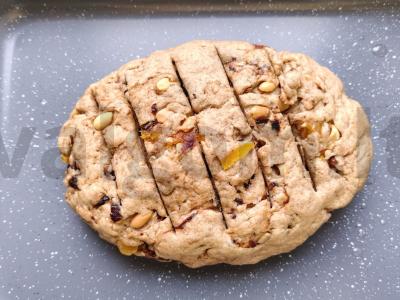 Kvietinė-rašinė duona su džiovintais vaisiais ir riešutais Žingsnis 7