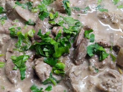 Vištienos kepenėlės, troškintos majoneze Žingsnis 7