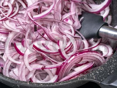 Svogūnų marmelado padažas Žingsnis 2