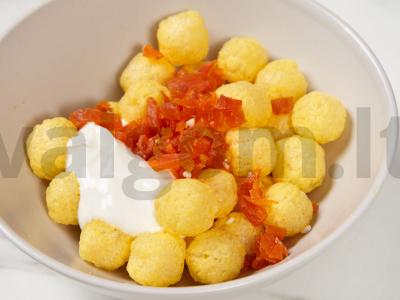 Grietinėlės desertas iš kukurūzų lazdelės ir džiovintų abrikosų Žingsnis 1