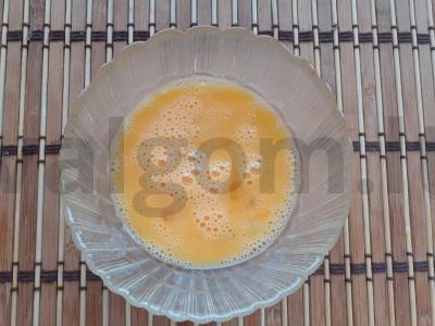 Sluoksniuotos bandelės su sūriu ir marinuotu agurku Žingsnis 2