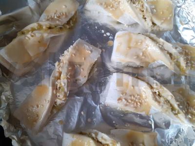 Sluoksniuotos bandelės su sūriu ir marinuotu agurku Žingsnis 6