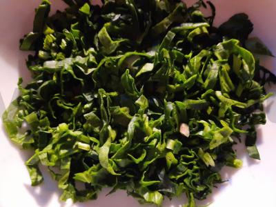 Salotas su šviežiu špinatu ir tofu Žingsnis 1