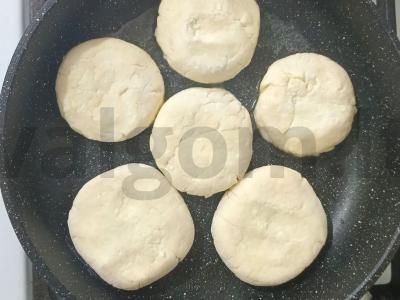 Namų varškėčiai su džemu Žingsnis 6