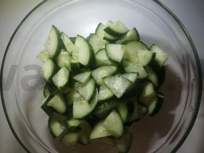 Daržovių ir dešros salotos Žingsnis 1