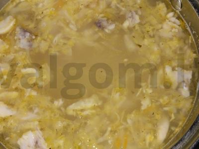 Kopūstų sriuba su kiaulienos kulniuku Žingsnis 3