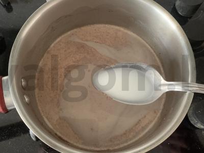 Kakava su ištirpintu pienu ir cinamonu Žingsnis 4