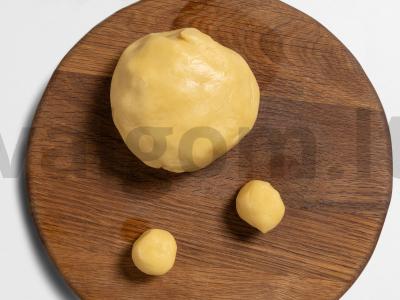 Smėliniai krepšeliai su baltymų kremu ir braškėmis Žingsnis 6