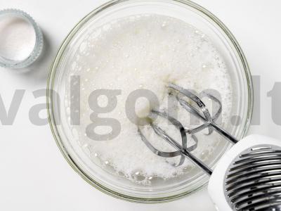 Smėliniai krepšeliai su baltymų kremu ir braškėmis Žingsnis 11