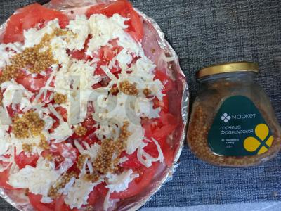 Kiauliena, kepta su pomidorais, sūriu ir grūdėta garstyčia Žingsnis 6