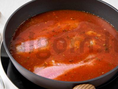 Tilapija pomidorų padaže Žingsnis 3