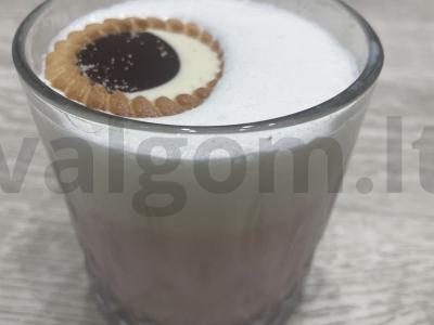 Kokteilis „Braškės su grietinėlėmis“ pagrindine nuotrauka